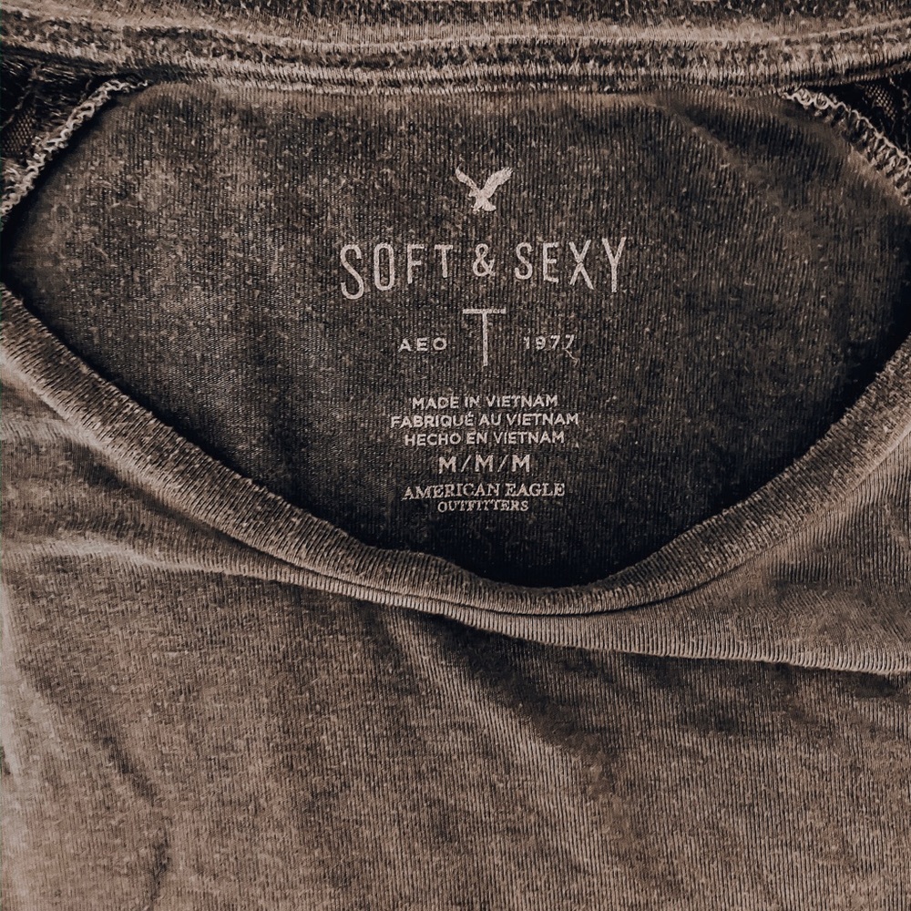 AMERICAN EAGLE TOP
